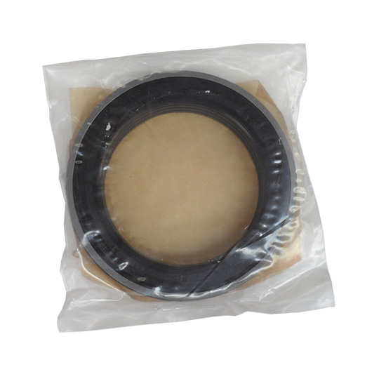 4890832 crankshaft oil seal